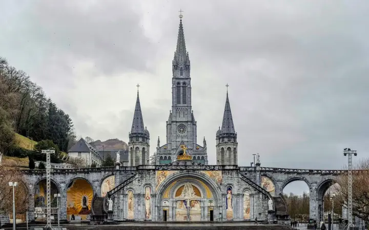 Lourdes